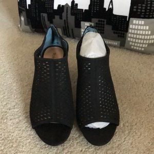 Style & Co Haddie Shootie